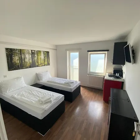Motel Smart - *